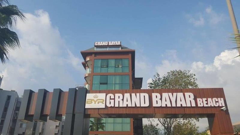 אלאניה Grand Bayar Beach Hotel מראה חיצוני תמונה