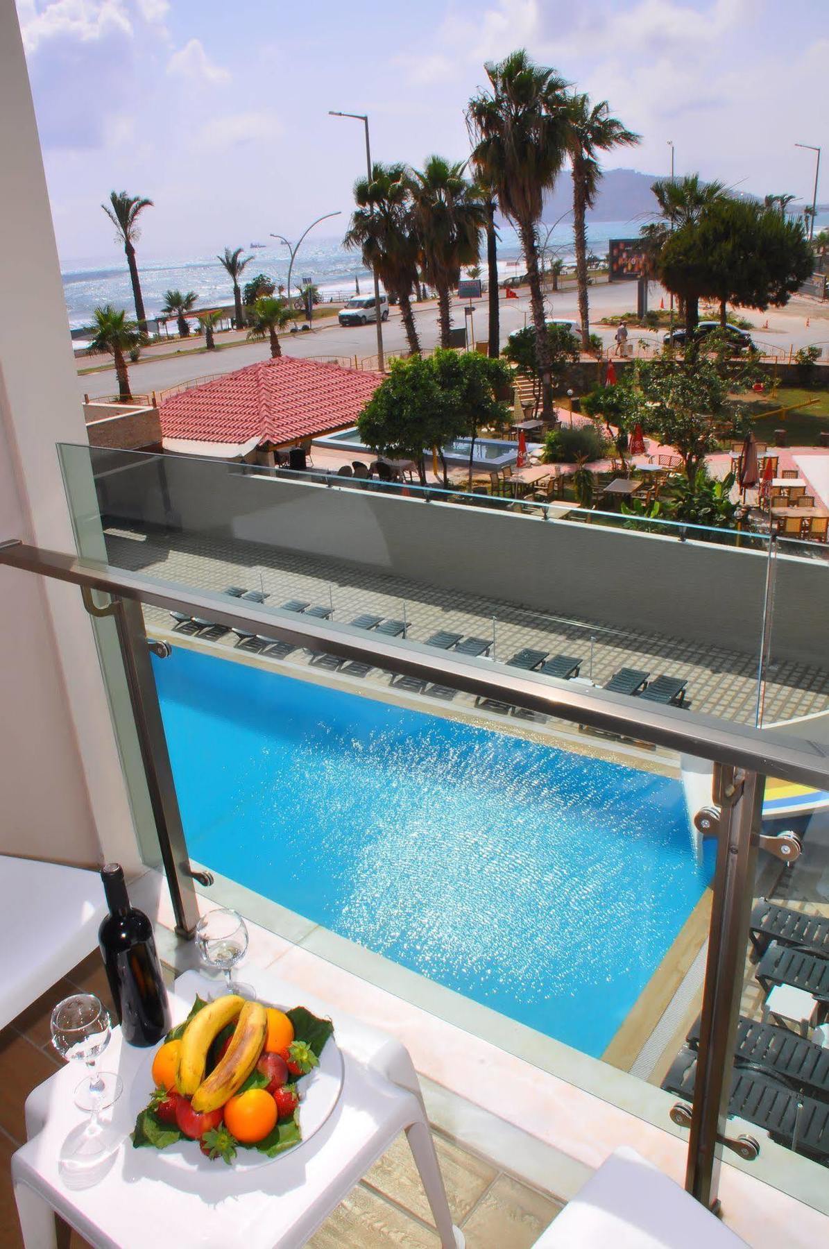 אלאניה Grand Bayar Beach Hotel מראה חיצוני תמונה