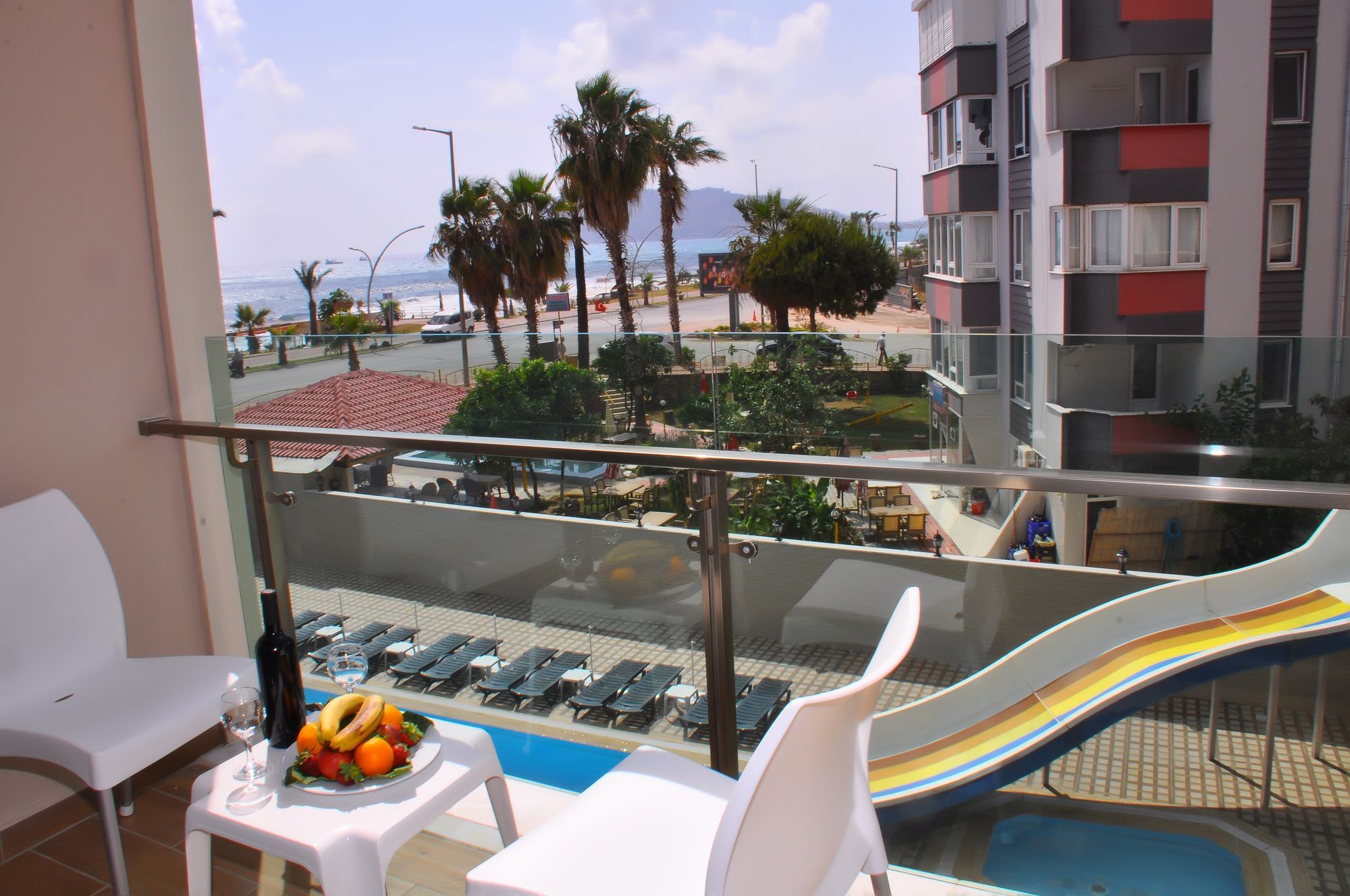 אלאניה Grand Bayar Beach Hotel מראה חיצוני תמונה
